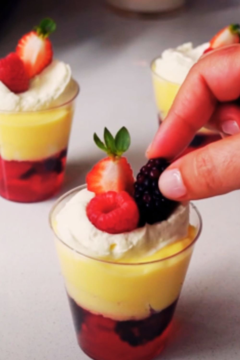 Desserts in a Cup – 10 Easy Ideas for Party Desserts